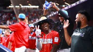 MLB: Así fue el primer grand slam de la temporada para Marlins y liquidar a los Bravos (+Video)