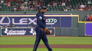 MLB: Dominicano Framber Valdez a evitar la barrida de Astros contra Kansas City