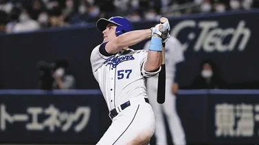 NPB: Cubano Ariel Martínez sigue dando batazos en Japón