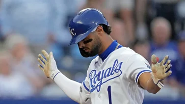 MLB: Boricua MJ Melendez la desaparece ante los Guardianes (+Video)