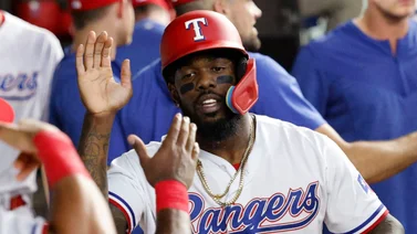 MLB: ¡Poder cubano! Adolis García suma otro cuadrangular a su cuenta (+Vídeo)
