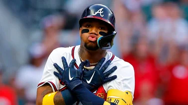 MLB: Mira este bestial dato que deja a Ronald Acuña Jr. como uno de los mejores primeros bate en la historia 