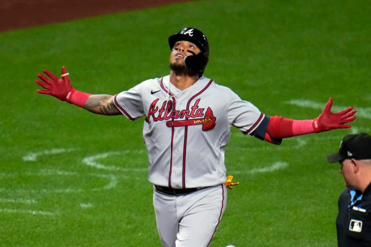 MLB: El Venezolano Orlando Arcia se gana el campocorto de los Bravos de  Atlanta para el 2023