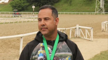 Luis Peraza nos da a este ejemplar con caracteristica de línea para el 5y6 dominical