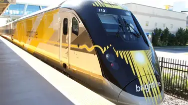 ¡Entérate! Esto es todo lo que tienes que saber sobre el tren Brightline que conecta Orlando con Miami ¡Entérate! Esto es todo lo que tienes que saber sobre el tren Brightline que conecta Orlando con Miami