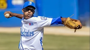 MLB: Cubano Silvano Hechevarría deja su país en busca de una sueño (+Video)