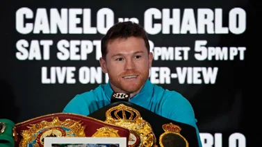 El Canelo lanza advertencia a Charlo antes de la gran pelea (+Video)