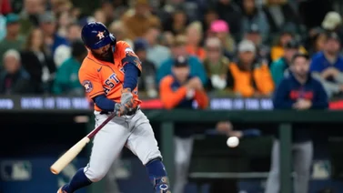 MLB: José Altuve liga doble para unirse a esta selecta lista de toleteros venezolanos (+Video)
