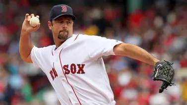 Tim Wakefield jugó 19 años en Grandes Ligas Tim Wakefield jugó 19 años en Grandes Ligas