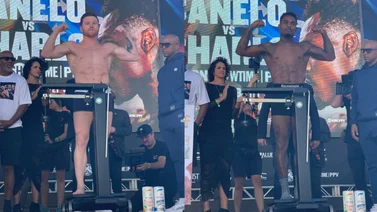Canelo y Charlo superaron la balanza: Este fue el peso que marcó cada uno (+Videos)
