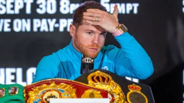 Canelo Álvarez asegura que terminará la pelea noqueando a Jermell Charlo (+Video)