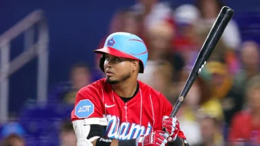 MLB: ¡En un pie! Luis Arráez responde hasta de bateador emergente (+Video)