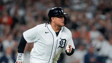 MLB: ¡Encendido! Miguel Cabrera conecta otro doblete y se acerca a este Salón de la Fama (+Video)