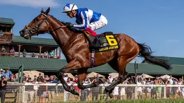 Frankie Dettori triplica y se lleva la mejor rentada de la semana en Estados Unidos Frankie Dettori triplica y se lleva la mejor rentada de la semana en Estados Unidos