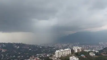 Fuertes precipitaciones causaron estragos en Caracas y otros estados Fuertes precipitaciones causaron estragos en Caracas y otros estados