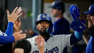 MLB: Dodgers ganan a domicilio contra Cascabeles con gran actuación de Teoscar Hernández