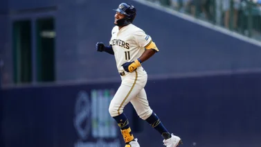 MLB: Jackson Chourio anota su nombre en grupo histórico con su Grand Slam (+Video)