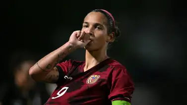 Deyna Castellanos será presidenta de un equipo de fútbol (+ Video) Deyna Castellanos será presidenta de un equipo de fútbol (+ Video)