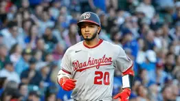 MLB: Keibert Ruiz despierta con el madero y conecta descomunal jonrón (+Video)