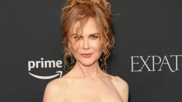 Nicole Kidman cautiva con su pequeña cintura en el Festival de Venecia (+Video)