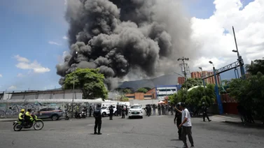 Denuncian hurtos en planta incendiada en La Bandera