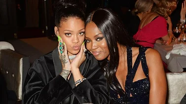 Rihanna habría menospreciado a Naomi Campbell ¿Enemigas?