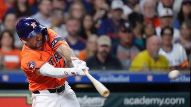 MLB: José Altuve humilla a los Cascabeles de Arizona con enorme jonrón (+Video)
