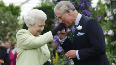 Rey Carlos III homenajeó a la reina Isabel II a dos años de su partida física Rey Carlos III homenajeó a la reina Isabel II a dos años de su partida física