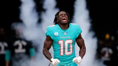 NFL: Tyreek Hill celebra esposado tras un touchdown de 80 yardas (+Video) NFL: Tyreek Hill celebra esposado tras un touchdown de 80 yardas (+Video)