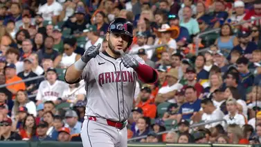 MLB: Eugenio Suárez lució con el madero ante los Astros MLB: Eugenio Suárez lució con el madero ante los Astros