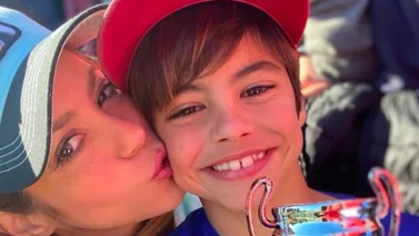 Milan, sigue los pasos de su padre Gerard Piqué en el fútbol y así reacciona Shakira 