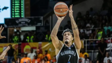 SPB: ¡Aquí no! José Materán y su espectacular jugada defensiva ante Guaiqueríes de Margarita (+Video)