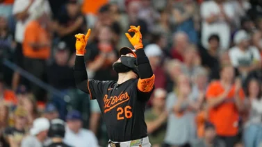 MLB: Mira el cuadrangular de Emmanuel Rivera ante los Medias Rojas (+Video)
