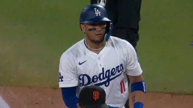 MLB: Miguel Rojas conecta soberbio estacazo contra Bravos (+video)