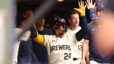 MLB: William Contreras y Jackson Chourio brillan en victoria de Milwaukee