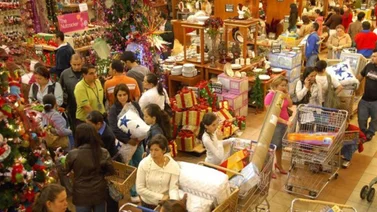 EEUU: Situación económica obliga a estadounidenses a gastar menos en esta navidad