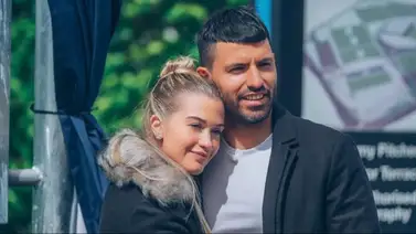Sergio “Kun” Agüero y su novia presentaron a su hija a tres días de su nacimiento Sergio “Kun” Agüero y su novia presentaron a su hija a tres días de su nacimiento
