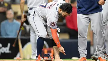 MLB: José Altuve protagoniza la expulsión más insólita de la temporada (+video) MLB: José Altuve protagoniza la expulsión más insólita de la temporada (+video)