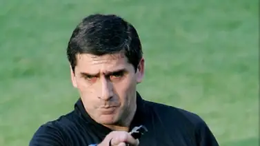 Carlos Chandía: el árbitro que "soborno" a Lionel Messi para quedarse con su camiseta (+declaraciones) Carlos Chandía: el árbitro que "soborno" a Lionel Messi para quedarse con su camiseta (+declaraciones)