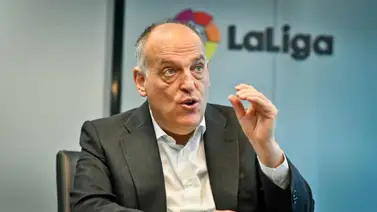 Javier Tebas asegura que el Barcelona debería ser sancionado por el "Caso Negreira" Javier Tebas asegura que el Barcelona debería ser sancionado por el "Caso Negreira"