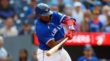 MLB: Vladimir Guerrero Jr. acumula tres temporadas con al menos 30° jonrones (+Video) MLB: Vladimir Guerrero Jr. acumula tres temporadas con al menos 30° jonrones (+Video)