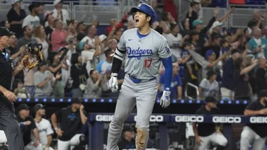 MLB: Equipamiento y uniforme de Shohei Ohtani ingresan a la historia con el 50-50