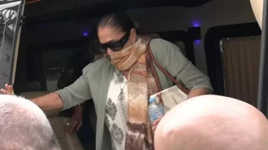 Mira cómo Isabel Pantoja pierde el control e insulta y golpea a una periodista (+Video)