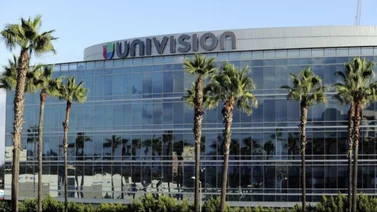 Univisión celebra que uno de sus programas de farándula tiene el número uno de rating 