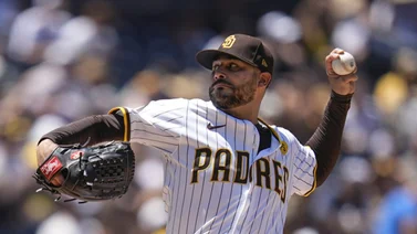 MLB: Martín Pérez logra salida brillante y recibe ayuda de sus compatriotas (+video)