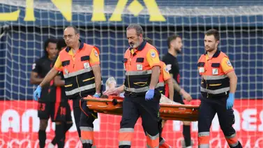 Así abandona Ter Stegen el hospital tras su lesión (+ Video) Así abandona Ter Stegen el hospital tras su lesión (+ Video)