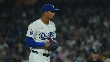 Lanzador venezolano se luce en su debut de Grandes Ligas con Los Ángeles Dodgers