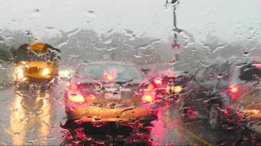 Fuertes lluvias e inundaciones azotaron Chicago este martes por la tarde