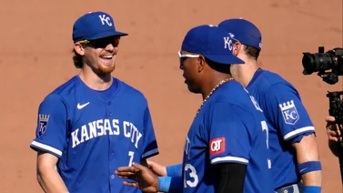 MLB: Salvador Pérez es mejor robador de bases que Bobby Witt Jr., según este dato (+Video)
