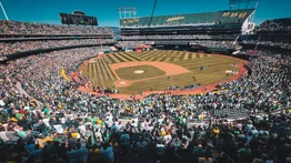 MLB: Fanáticos llenaron el Oakland Coliseum por última vez (+Fotos)